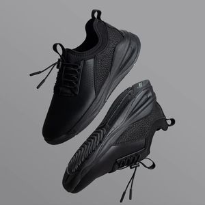 Clove All Black Shoes